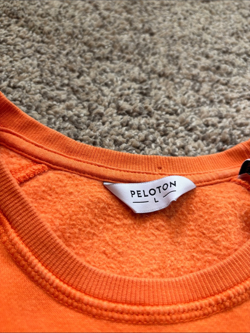 Peloton Crewneck Sweatshirt size large - Picture 2 of 5